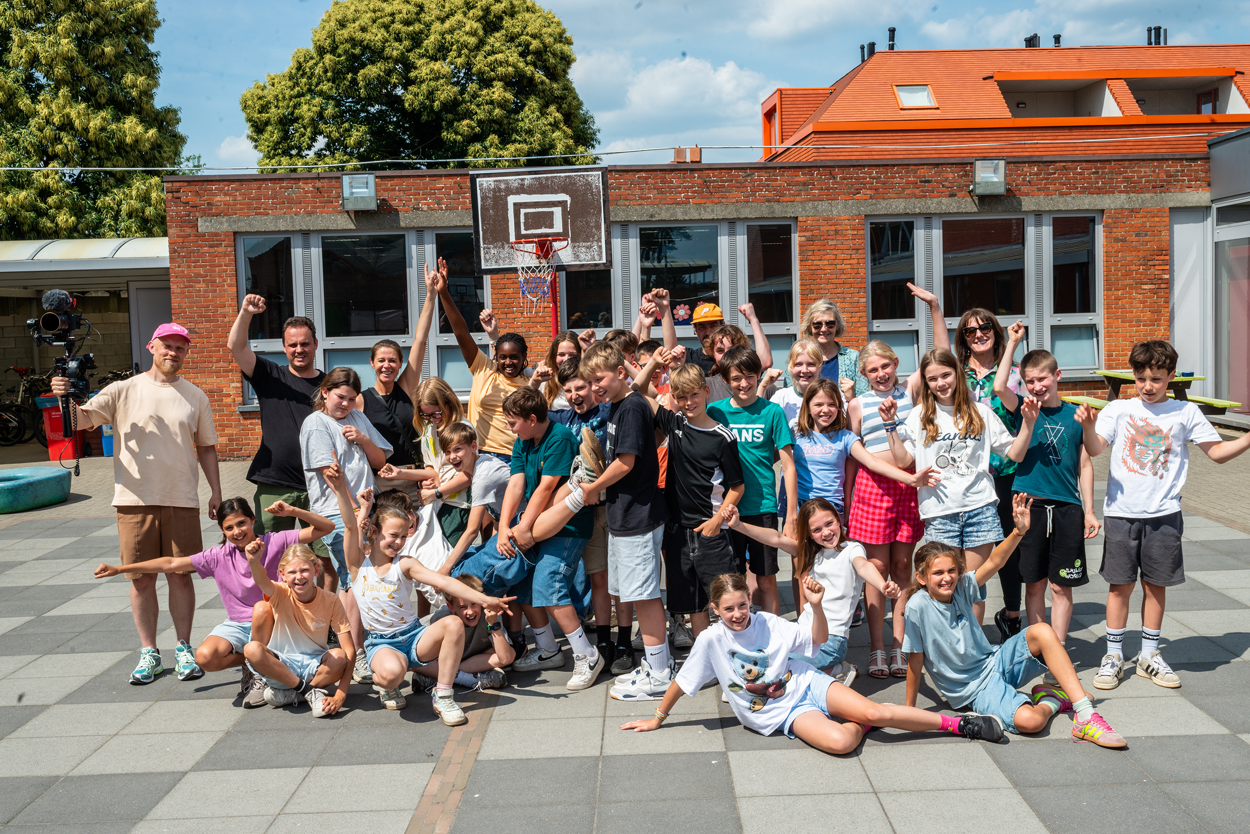 En klasse som er klar for å vlogge.